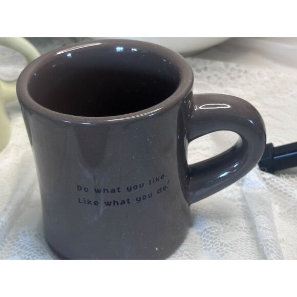 Life Is Good Ceramic Mug Cup Heart Design Inspirational -Brown Dine Style 10oz - Picture 4 of 4
